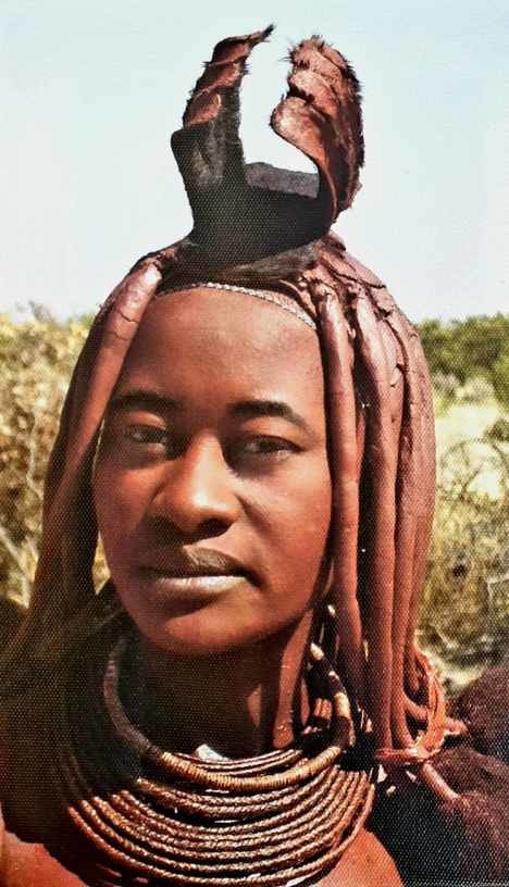 Himba – ein Naturvolk kämpft ums Überleben