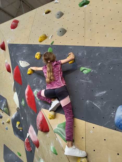 Indoor-Flohmarkt in der Grips Boulderhalle